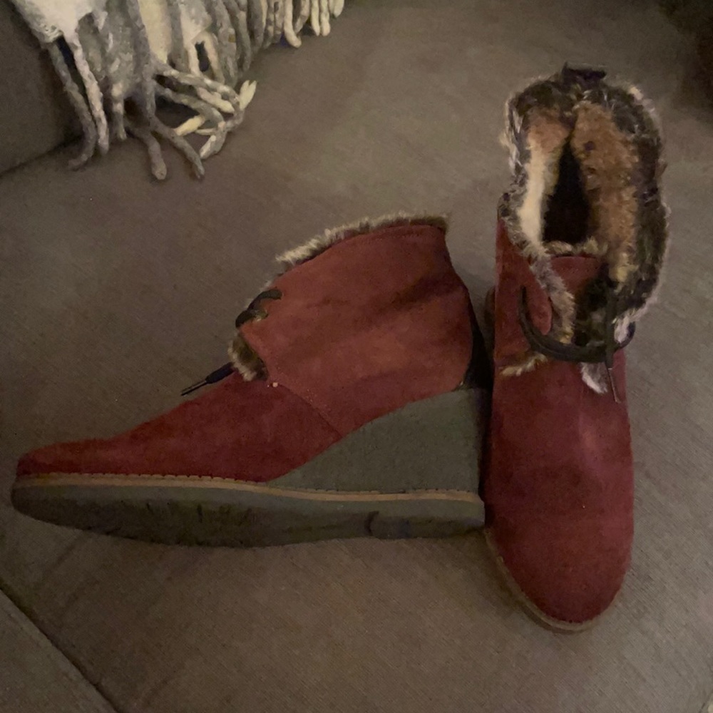 Hispanitas Wine color Suede Booties